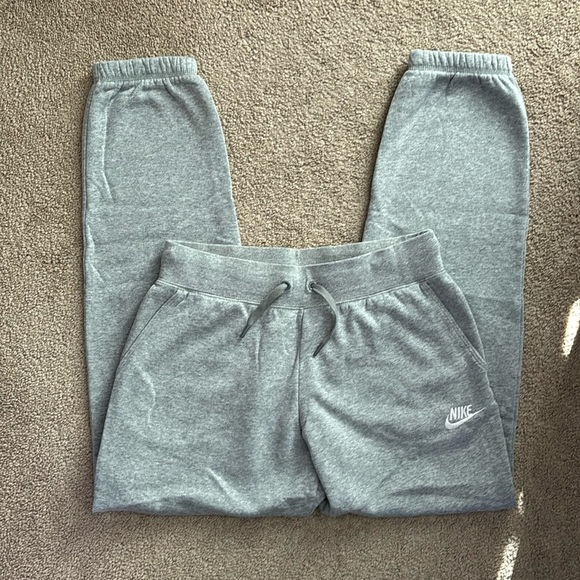 Nike Grey Sweatpants - Picture 1 of 5